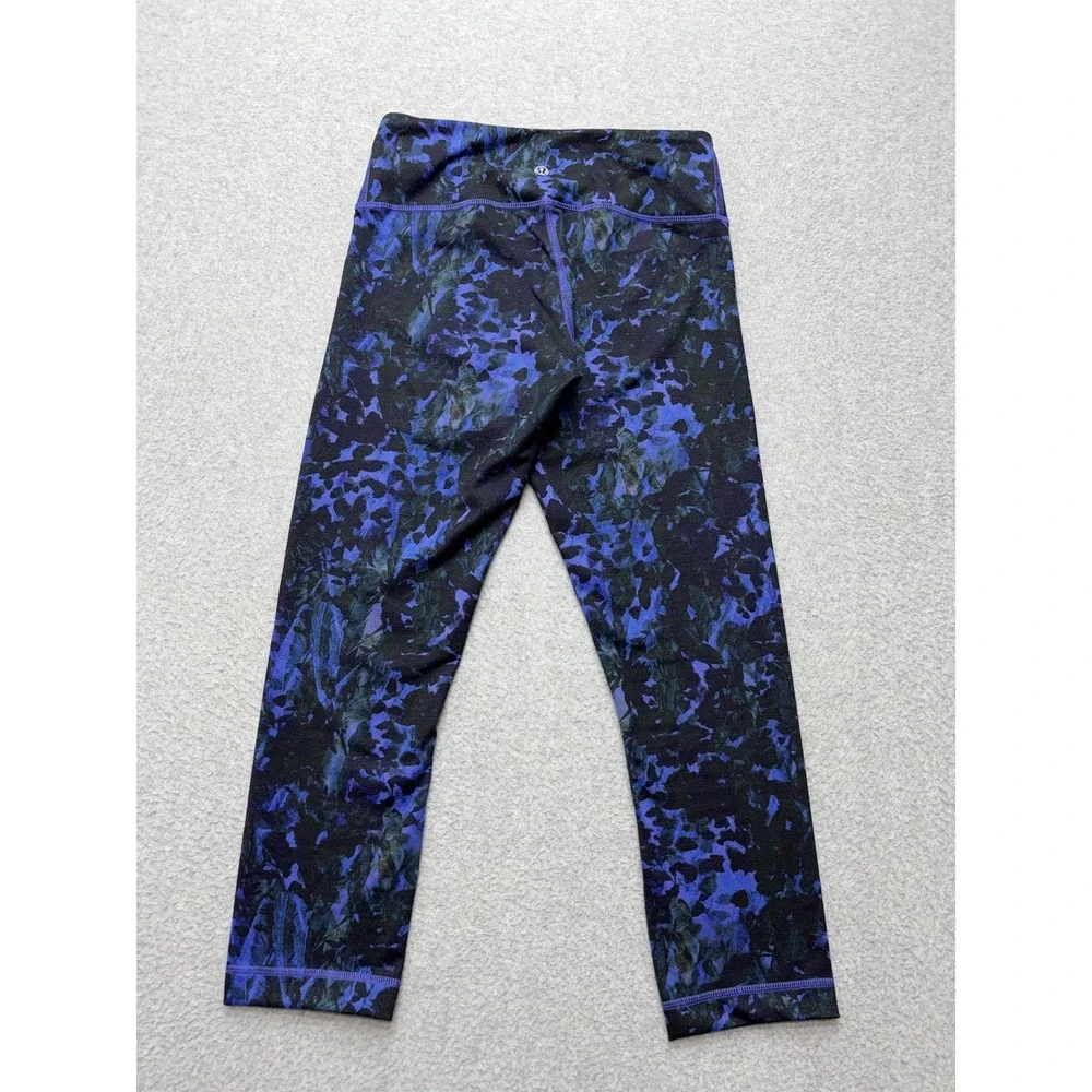 Lululemon Capri Leggings Womens 4 Blue Camo Print High Rise Yoga Stretch